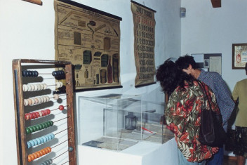 Exposition 2000